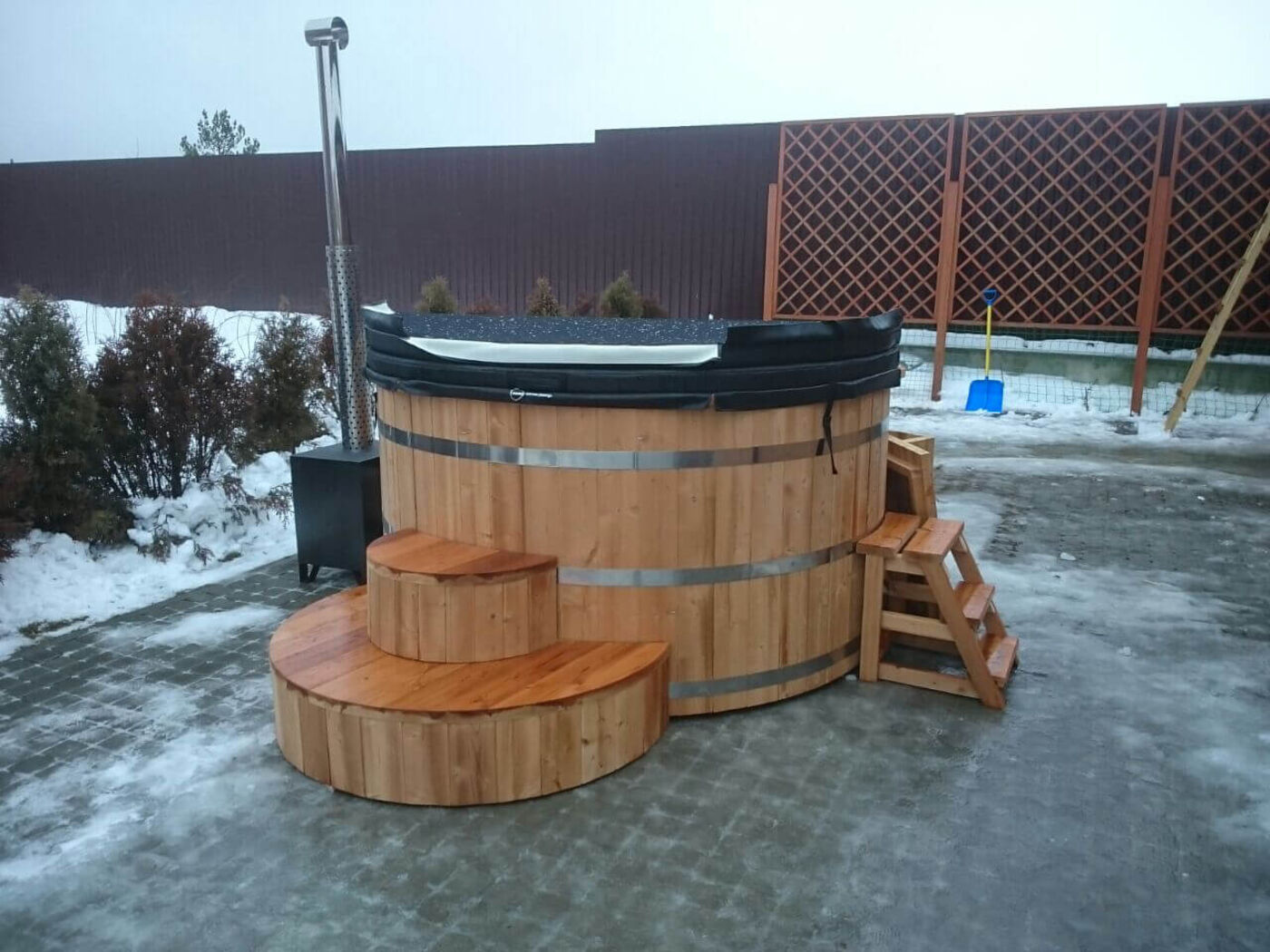 Fonte · Legno Ø 1,8 m